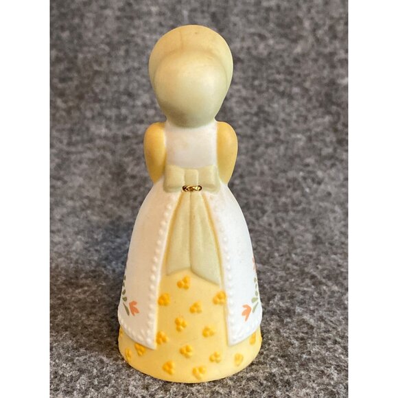 VTG Avon Country Girl white yellow flowers Porcelain Bell 1985 - Picture 5 of 8